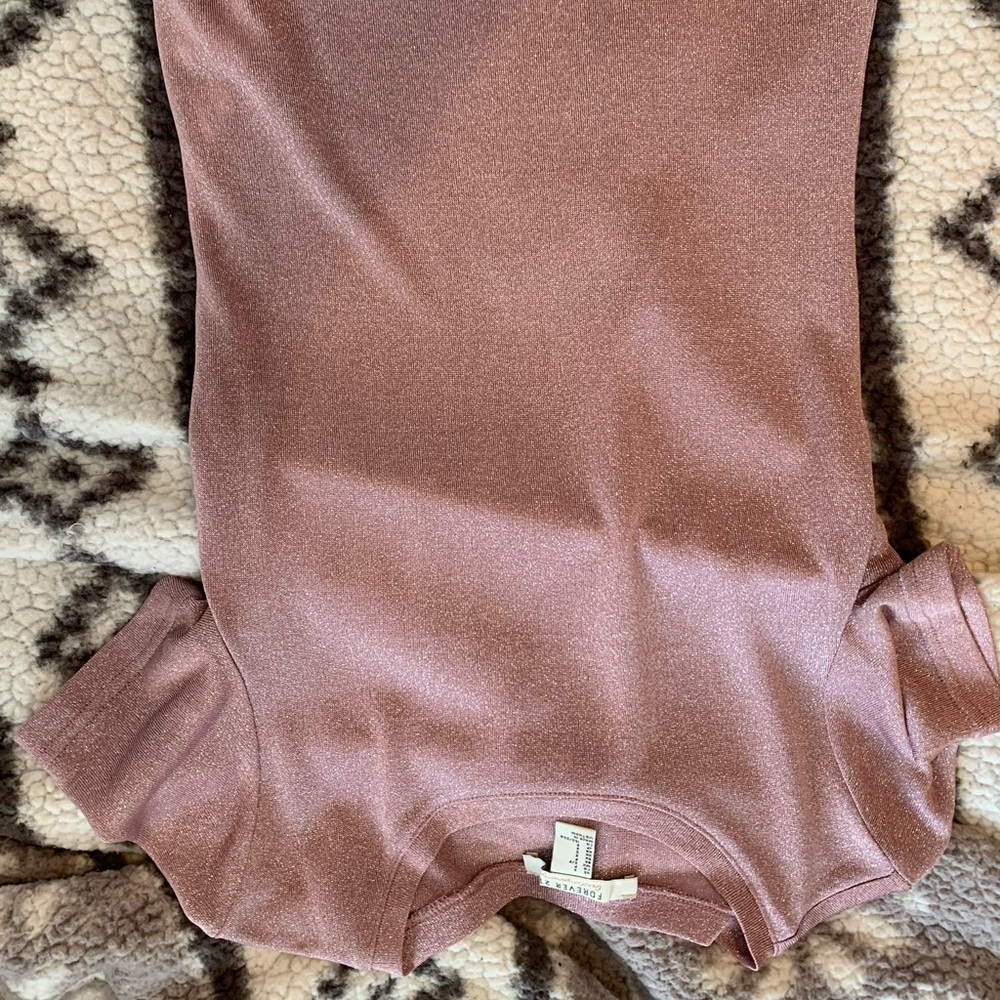 f21 metallic pink tee! ♡